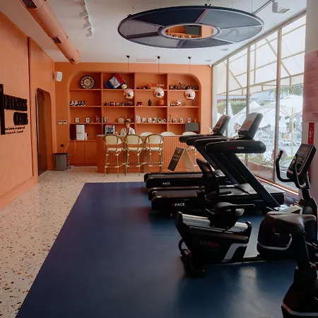 Castival Resort Side