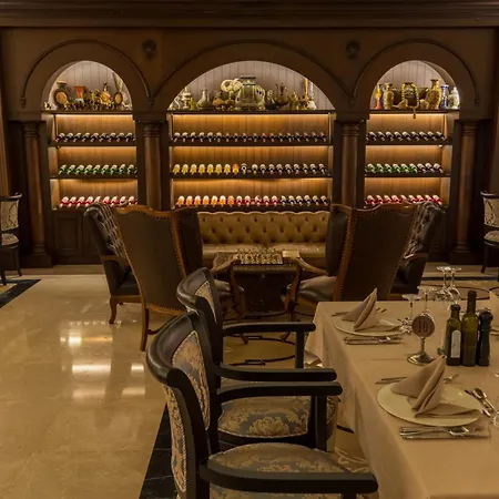 Castival Resort Side