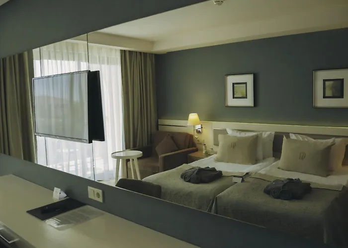 Üdülőközpont Castival 5*