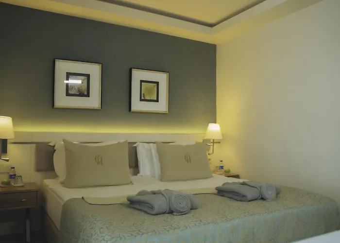 Üdülőközpont Castival 5*